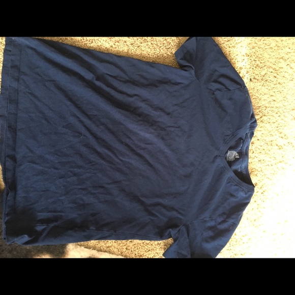 an H&M v-neck tee - Picture 2 of 2